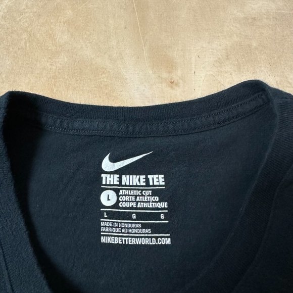 Nike Tee Men's Large Property of Raiders Black NFL Football Athletic Cut T-Shirt - Picture 3 of 5